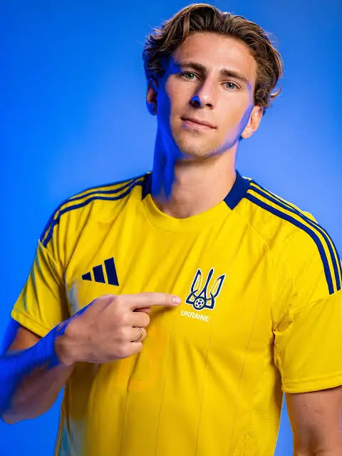 Illia Zabarnyi Biography: Age, Girlfriend, Net Worth, Height, Nationality, Career, Stats, Club