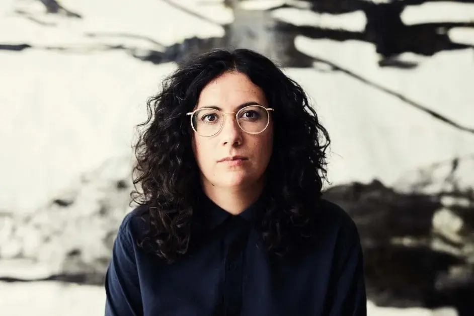 Alexandra Stréliski Biography: Age, Boyfriend, Net Worth, Height, Albums, Parents, Sister