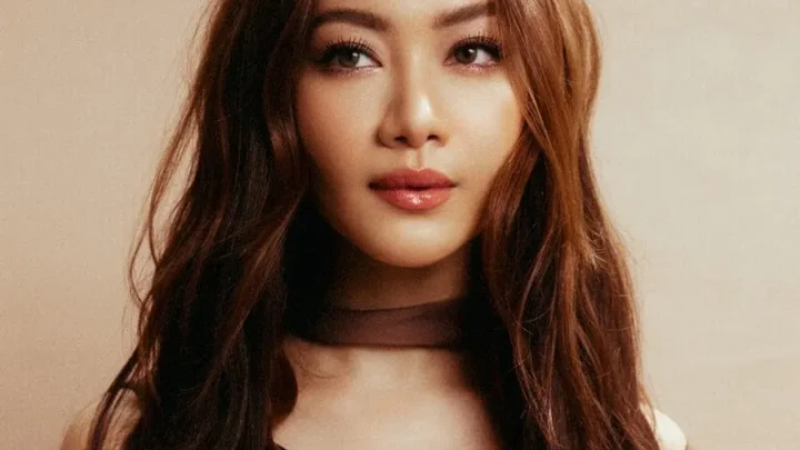 Daiyan Trisha Biography: Age, Boyfriend, Net Worth, Height, Songs, Albums, Parents, Career