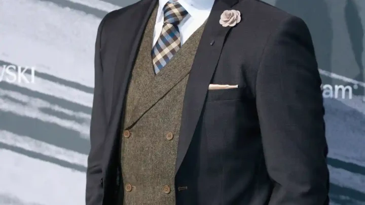 Martin Compston Biography: Wife, Age, Children, Net Worth, Height, Movies & TV Shows, Parents, Brother