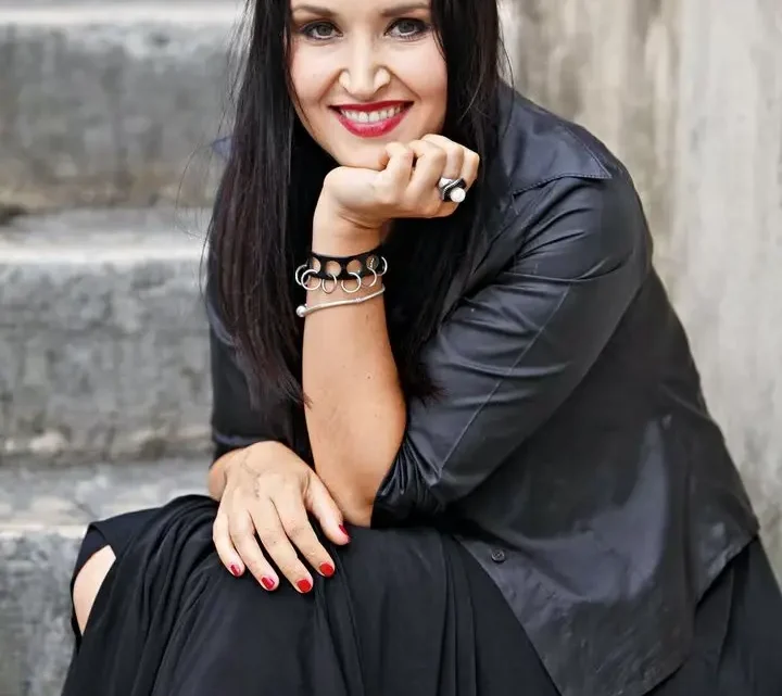 Tinkara Kovač Biography: Husband, Age, Children, Net Worth, Eurovision, Albums, Career