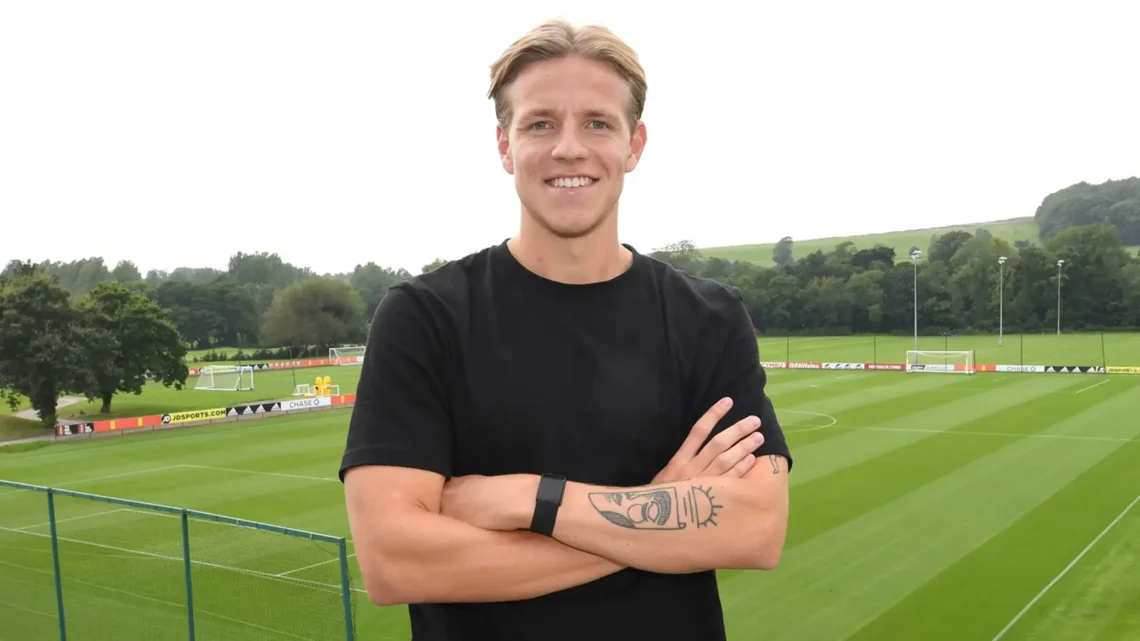 Jesper Daland Biography: Age, Net Worth, Height, Career, Stats, Salary, Girlfriend, Club