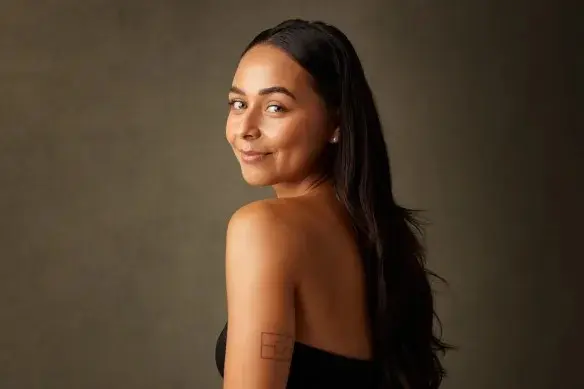 Brooke Blurton Biography: Age, Height, Net Worth, Instagram, Siblings, Book, Podcast,  Boyfriend