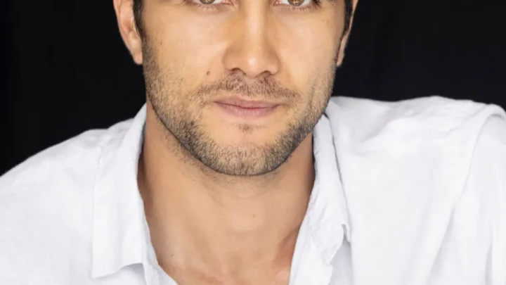 Ethan Browne Biography: Age, Height, Daughter, Net Worth, TV Shows, Movies, NIDA, Wife