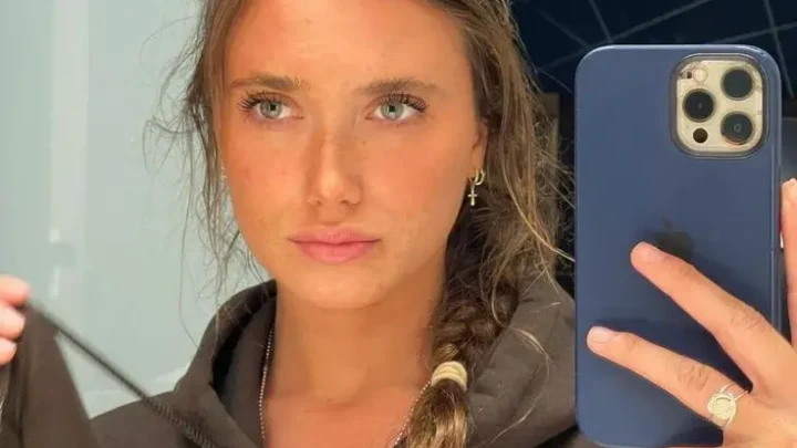 Hannah Meloche Biography: Age, Boyfriend, Net Worth, Height, Parents, YouTube, Business, Siblings