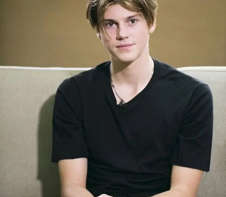 Ruel (singer) Biography: Age, Songs, Net Worth, Height, Albums, Parents, Siblings, Girlfriend