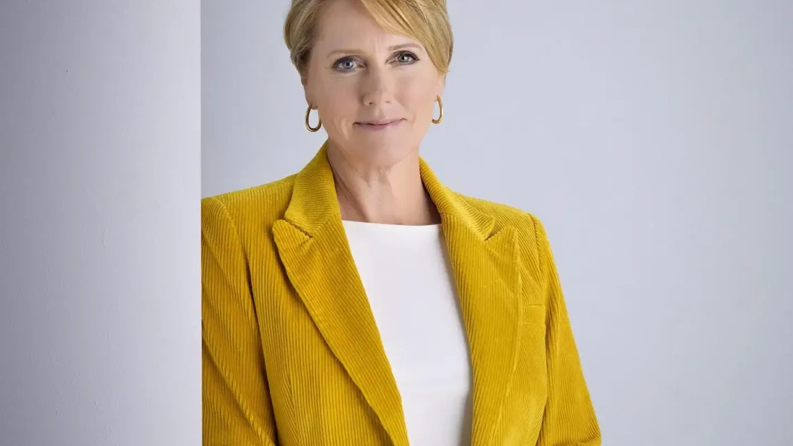 Zoe Daniel Biography: Husband, Age, Children, Net Worth, Height, Career, Political Career, Books