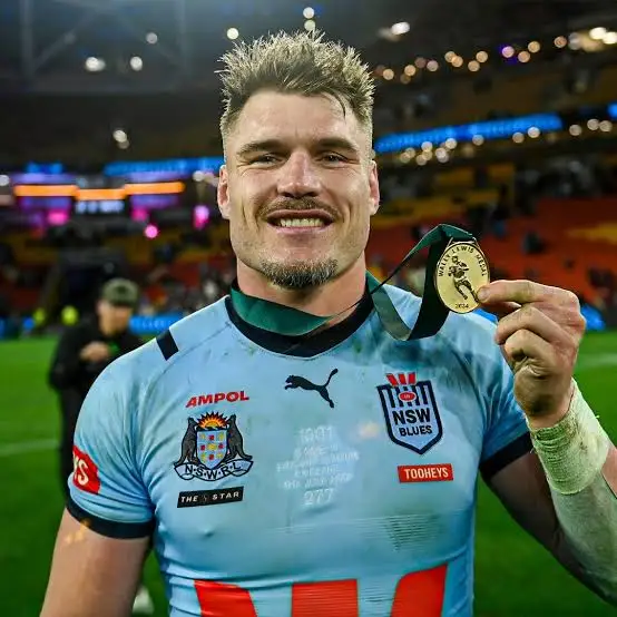 Angus Crichton Biography: Age, Wife, Net Worth, Height, NSW Origin, Career, Mental Health