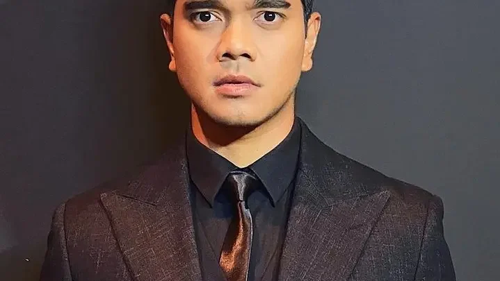 Alif Satar Biography: Wife, Age, Children, Net Worth, Height, Career, Songs, Instagram