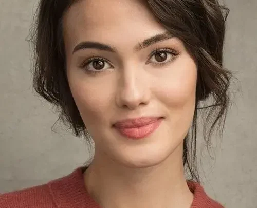 Gülper Özdemir Biography: Age, Net Worth, Movies, Husband, Height, Instagram