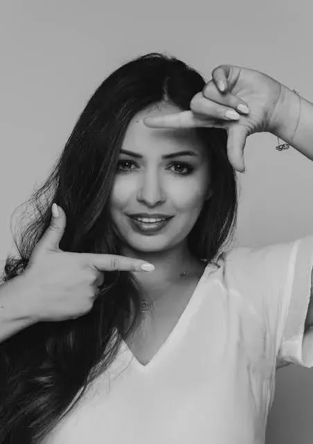 Tima Shomali Biography: Age, Husband, Net Worth, Movies, Parents, Series, Instagram