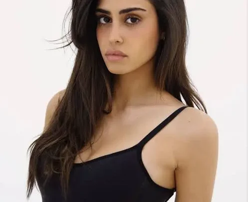 Noor Taher Biography: Age, Boyfriend, Net Worth, Movies, Height, Sister, Instagram