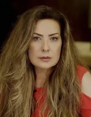 Raghda Biography: Age, Husband, Children, Net Worth, TV Shows, Movies, Name, Instagram