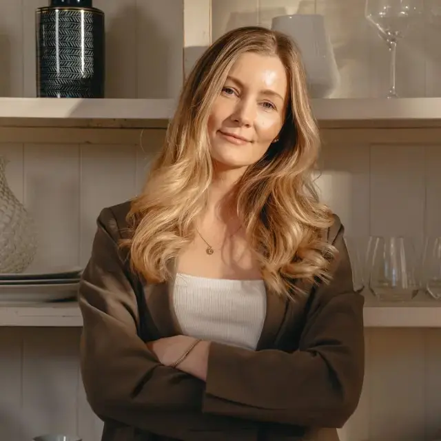 Christina Dueholm Biography: Age, Husband, Daughter, Net Worth, Blog, Fashion Design