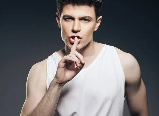 Theo Evan Biography: Age, Girlfriend, Net Worth, Instagram, Career, Songs, Movies