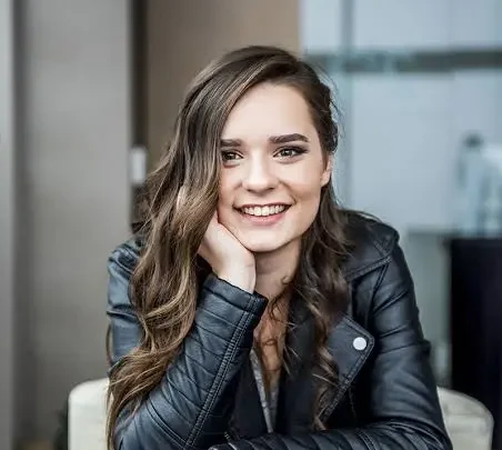 Ece Hakim Biography: Age, Boyfriend, Net Worth, Movies, TV Shows, Career, Instagram