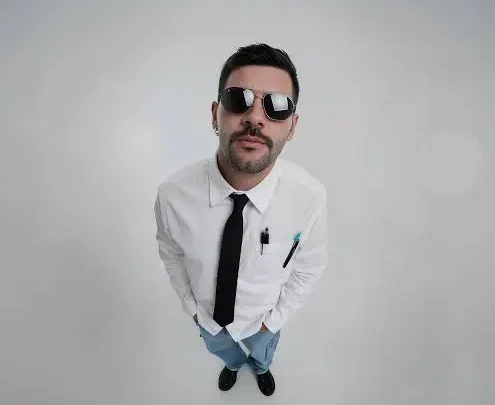 Gregory Masouras Biography: Age, Photography, Net Worth, Girlfriend, Disney, Instagram