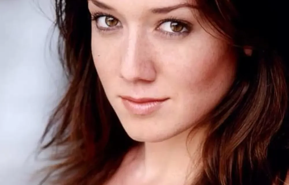 Zarah Mahler Biography: Age, Boyfriend, Net Worth, Height, Movies, Brother, Broadway