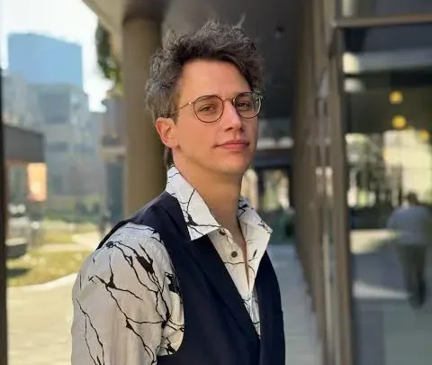 Adrian Pezdirc Biography: Films, Parents, Facebook, Age, Net Worth, Wife, Awards, Nationality, Kids