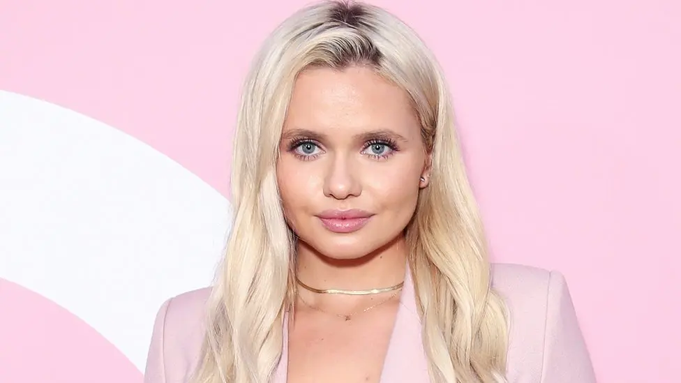 Alli Simpson Biography: Age, Boyfriend, Net Worth, Height, Songs, Brothers, Career