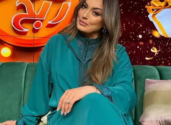 Yasmine Ammari Biography: Age, Husband, Son, Net Worth, Height, Songs, Father