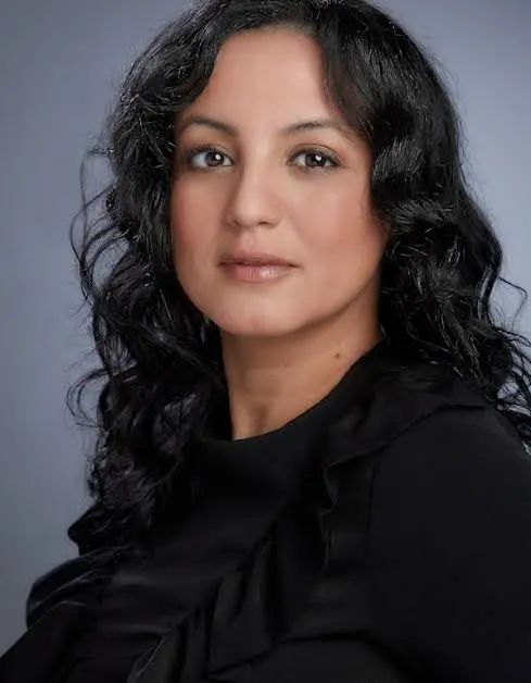 Sana Akroud Biography: Age, Husband, Net Worth, Height, Sister, Daughter, Movies & TV Shows, Career