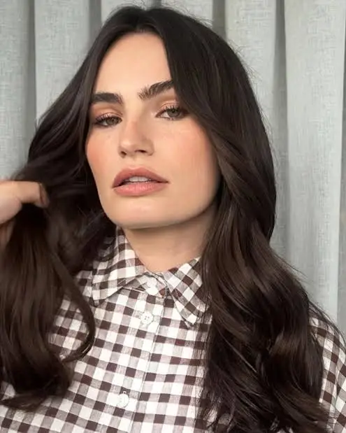 Kathryn Gallagher Biography: Husband, Age, Net Worth, Height, Movies & TV Shows, Parents, Brother