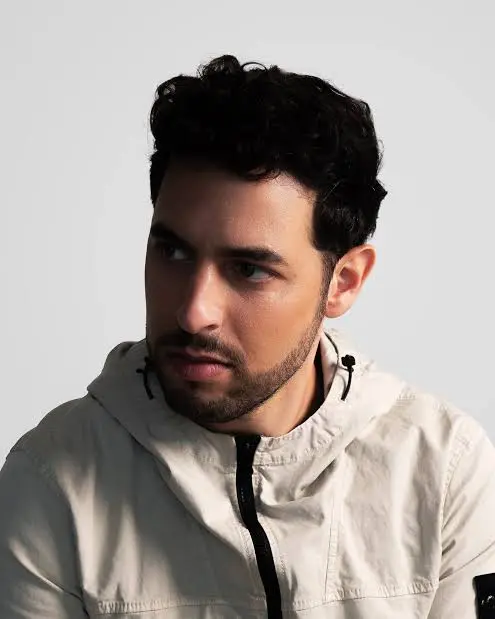 Jason Ross Biography: Wife, Age, Net Worth, Height, Movies, Parents, Instagram, Songs