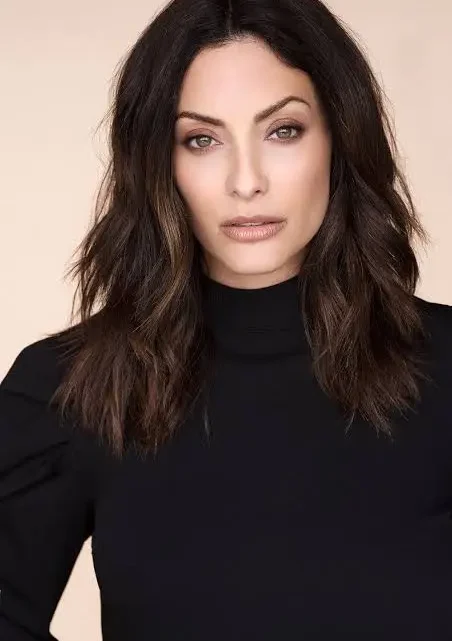 Erica Cerra Biography: Age, Husband, Net Worth, Movies & TV Shows, Height, Daughter