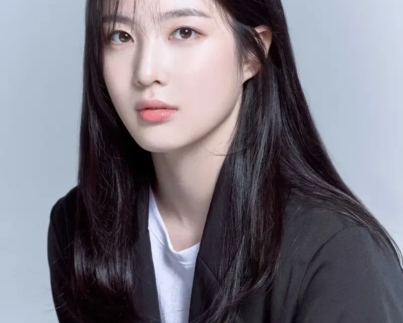 Shin Soo-hyun Biography: Net Worth, Brother, Religion, Instagram, Films, Boyfriend, Nationality, Awards