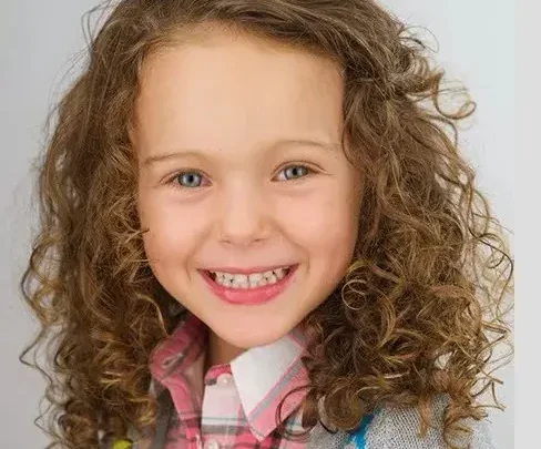 JoJo Kushner Biography: Age, Net Worth, Movies, The Intern, Father, Career, Boyfriend, Instagram