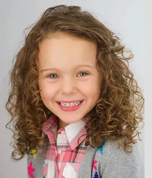 JoJo Kushner Biography: Age, Net Worth, Movies, The Intern, Father, Career, Boyfriend, Instagram