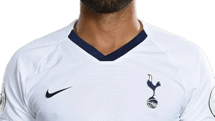 Lucas Moura Biography: Wife, Age, Children, Net Worth, Height, Parents, Career, Club