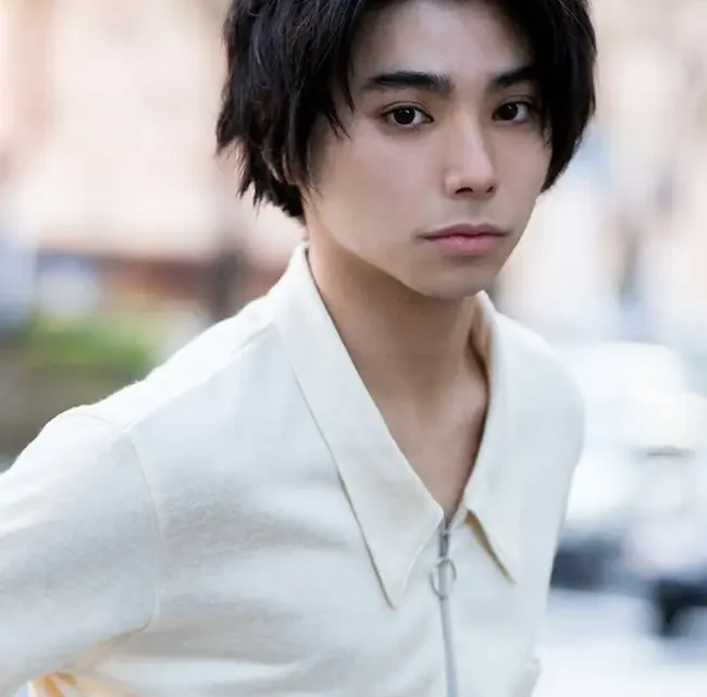 Nijiro Murakami Biography: Girlfriend, Age, Parents, Films, Religion, Instagram, Nationality, Height, Net Worth