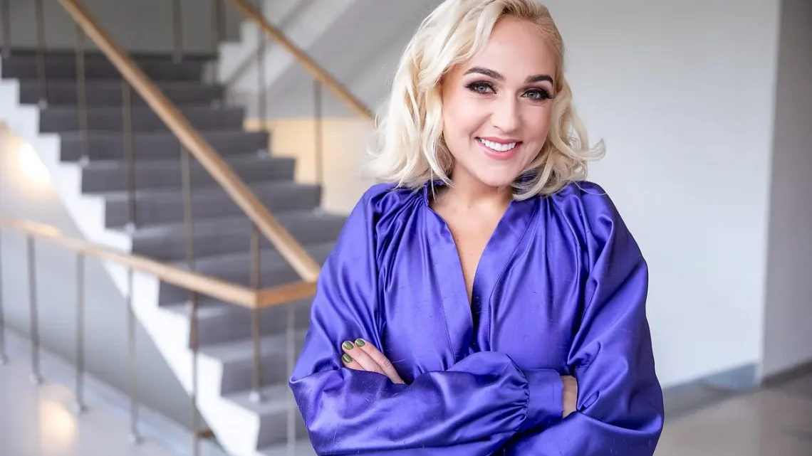 Indrė Stonkuvienė Biography: Husband, Age, Children, Net Worth, Height, Parents, TV Shows, Business