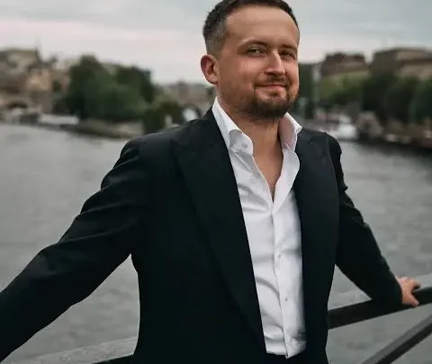 Mantas Katleris Biography: Wife, Age, Net Worth, Career, YouTube, Podcasts, Instagram