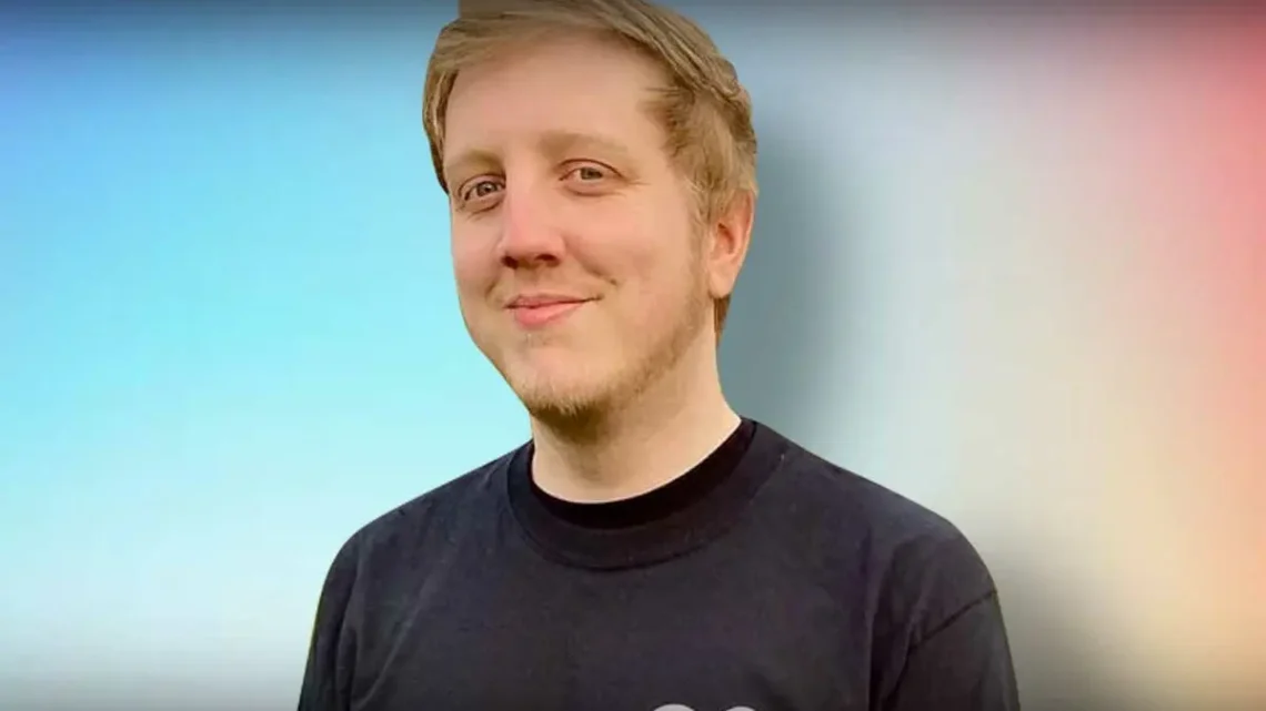 Philza Biography: Wife, Age, Net Worth, Height, Real Name, YouTube, Dream SMP, Career