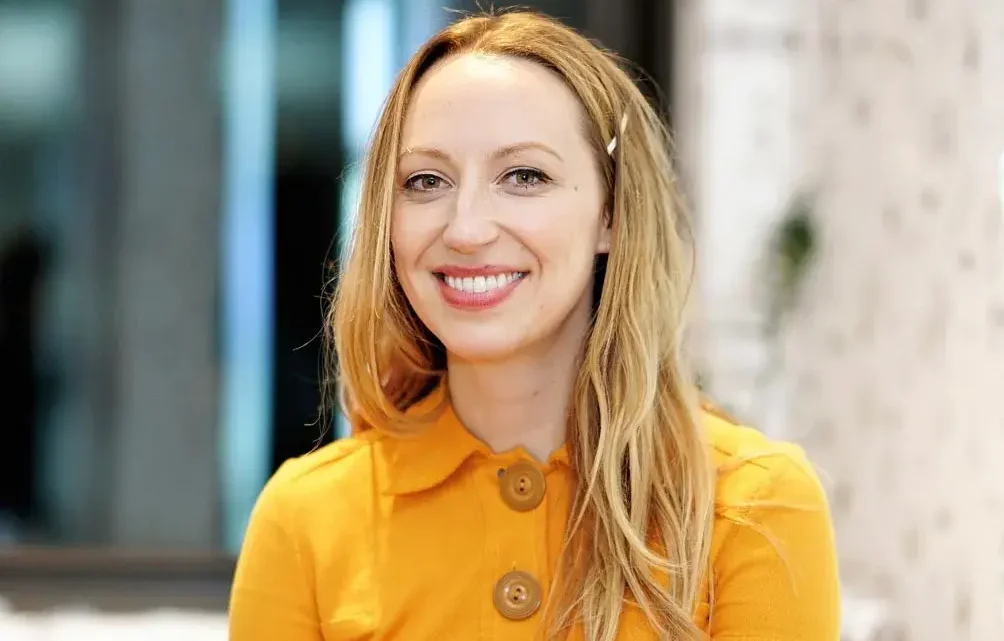 Anna Konkle Biography: Husband, Age, Daughter, Net Worth, Height, PEN15, Career, Movies