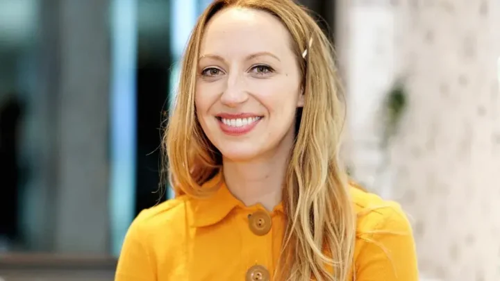 Anna Konkle Biography: Husband, Age, Daughter, Net Worth, Height, PEN15, Career, Movies