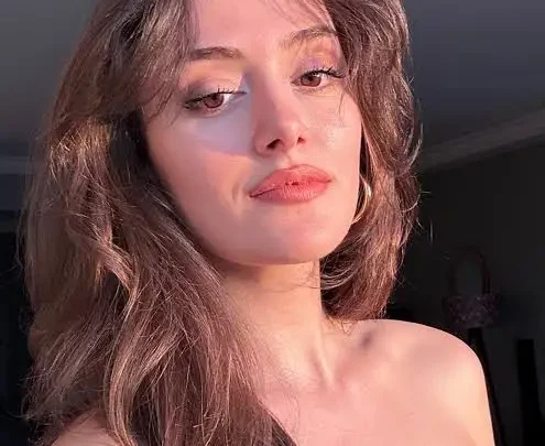 Gökçe Türkan Biography: Age, Net Worth, Height, Husband, Instagram, Movies, TV Shows, Parents