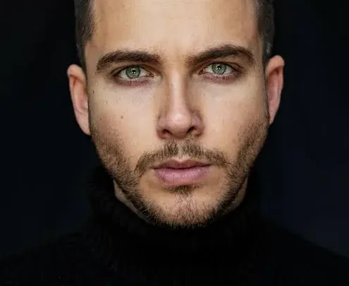 Göksel Kayahan Biography: Age, Net Worth, Height, Wife, Parents, Movies, TV Shows, Instagram