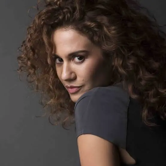 Ekin Türkmen Biography: Age, Husband, Height, Net Worth, Movies & TV Shows, Parents, Sister