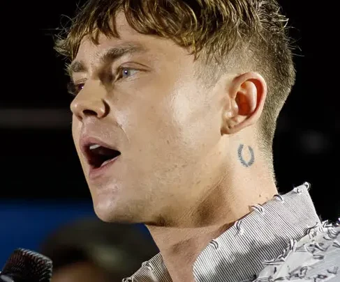 Artem Pivovarov Biography: Age, Instagram, Height, Net Worth, Songs, Wife, Parents