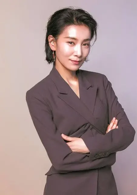 Kim Seo-hyung Biography: Age, Net Worth, Nationality, Parents, Movies, Awards, Religion, Husband