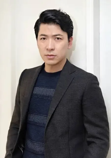 Kim Sang-kyung Biography: Net Worth, Movies, Parents, Religion, Height, Wife, Nationality, Children