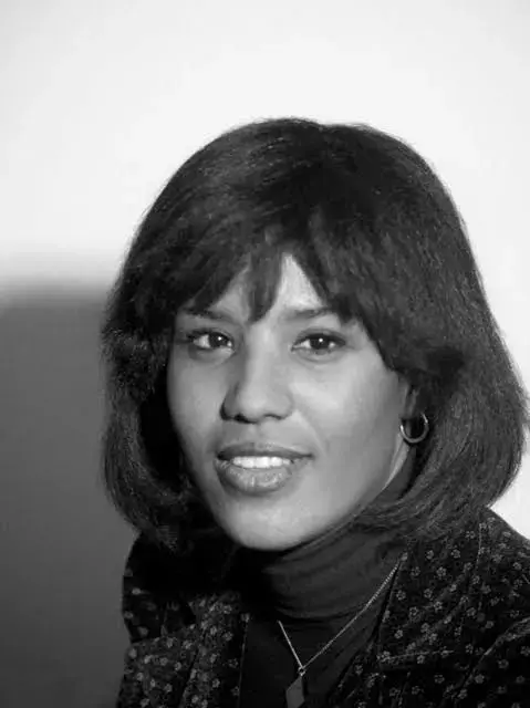 Carol Martin Biography: Husband, Age, Height, Net Worth, Parents, Career, News Anchor