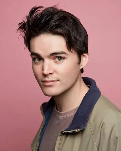 Michael Longfellow Biography: Age, Parents, Net Worth, Movies & TV Shows, Career, Wife