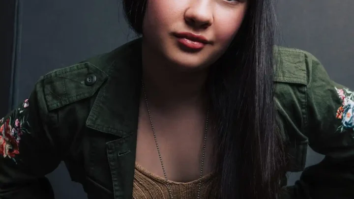 Gabriella Uhl Biography: Age, Parents, Siblings, Net Worth, Height, Movies, TV Shows, Boyfriend, Songs