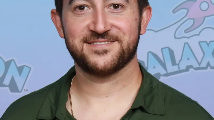 Vincent Martella Biography: Parents, Religion, Girlfriend, Age, Height, Net Worth, Brother, Ethnicity