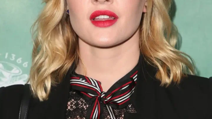 Ambyr Childers Biography: Age, Ex-Husband, Partner, Children, Net Worth, Height, Parents, Movies, TV Shows